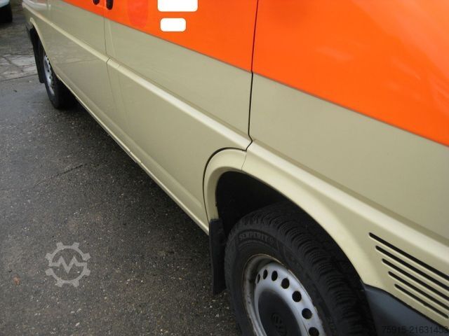 Kleinbus VOLKSWAGEN T4 TDI syncro 4x4 lang 5-Sitzer 2003 *19.700 KM*