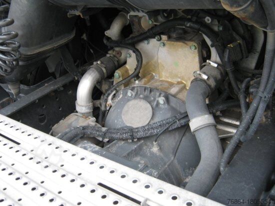 Standard tractor unit MAN TGX 18.500 XXL INTARDER EURO 6 MOTORSCHADEN