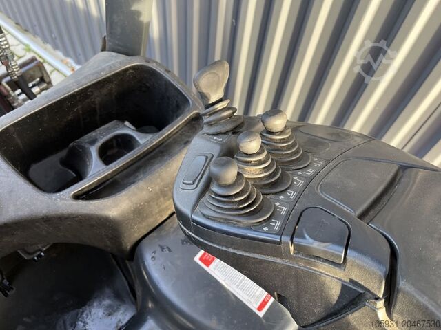 Elektro 4 Rad-Stapler Linde E16PH-02