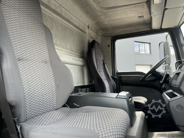 Koffer Man TGL 12.180 / 781 dkm / Oil Leak / Gearbox Probl...