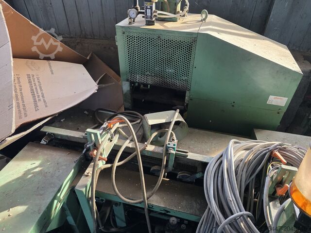 Automatische Linie zum Verleimen mit Mikrozahn DIMTER hk400ed