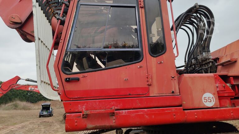 Abbruchbagger Liebherr R 954 B with long demolition boom (28m), standard boom and bucket