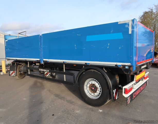 Trailer with open flatbed Schwarzmüller T-Serie