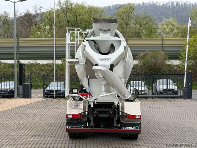 Blender Renault K480 Renault K480 8X4 EuromixMTP EM 10 L