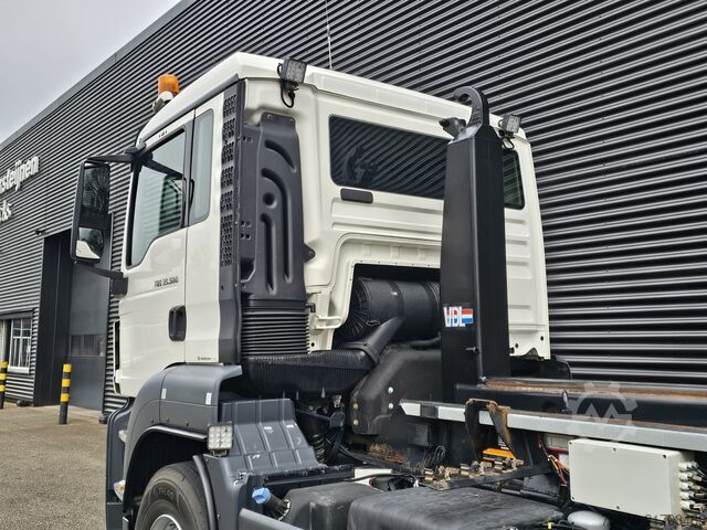 Hook arm system MAN TGS 35.500 8x4-4 BL / 30T HOOKLIFT / ABROLKIPPER