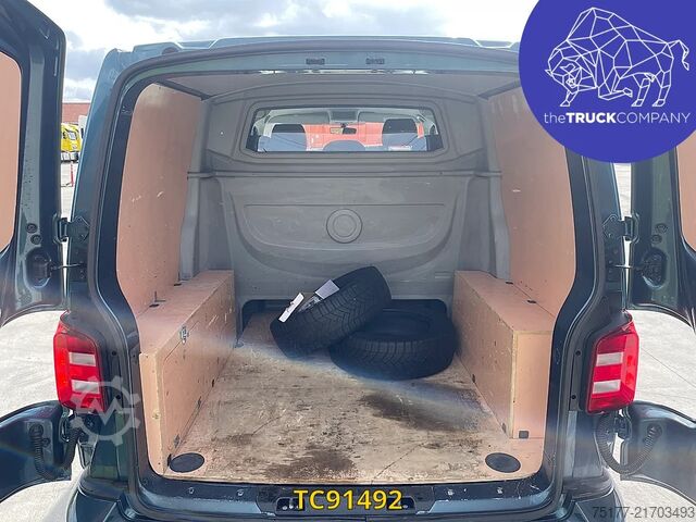 Passenger transportation VW Transporter L1H1 5-PLACES