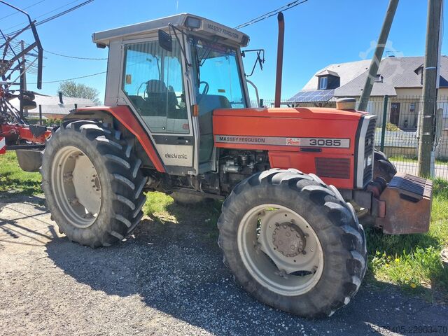 Traktor Massey Ferguson 3085