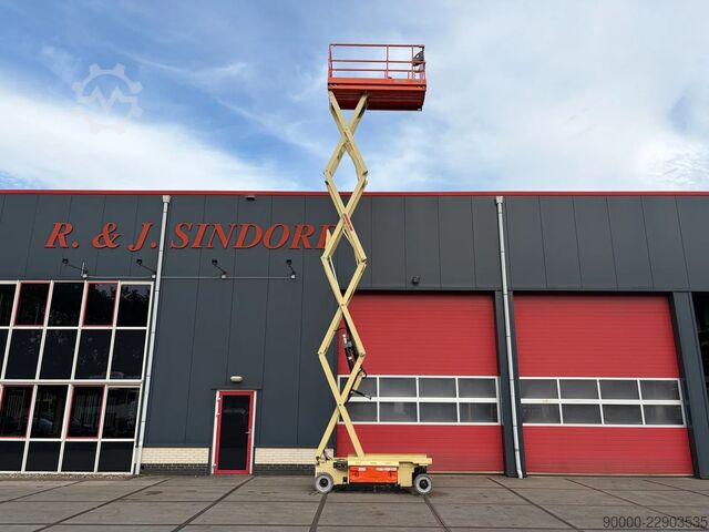 Scherenhebebühne JLG 3246 ES