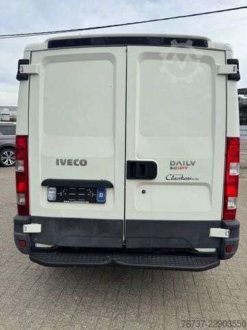 Panel van Iveco Daily **35S18-3LITER**
