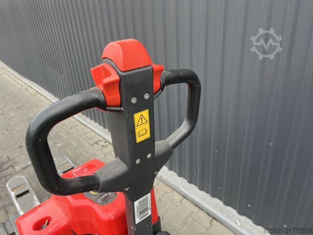 Electric Pallet Truck Linde MT15