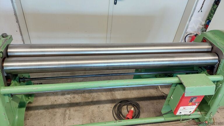 Mot. Dreiwalzen-Blechrundbiegemaschine FASTI 108/20/4