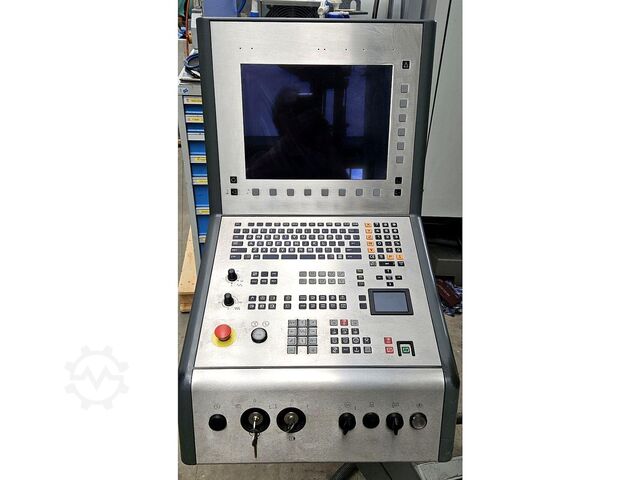 Vertical machining center DECKEL MAHO DMU 80T