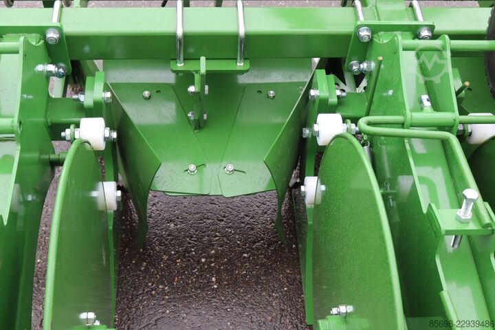 Guiding plates for ridges(attachment for foil layer)  