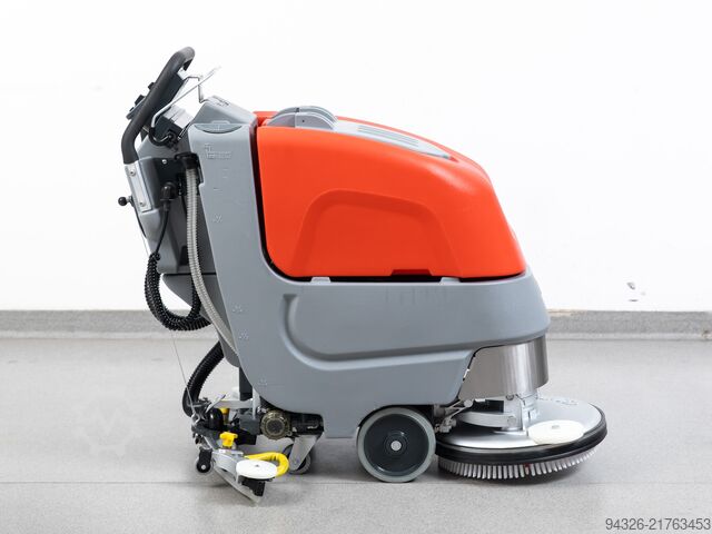 Hako Scrubmaster B30 NEW BATTERIES Hako Scrubmaster B30 TB430 - 2021y - 110h