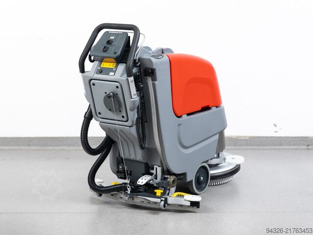 Hako Scrubmaster B30 NEW BATTERIES Hako Scrubmaster B30 TB430 - 2021y - 110h