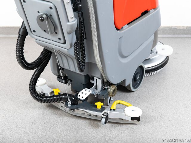 Hako Scrubmaster B30 NEW BATTERIES Hako Scrubmaster B30 TB430 - 2021y - 110h