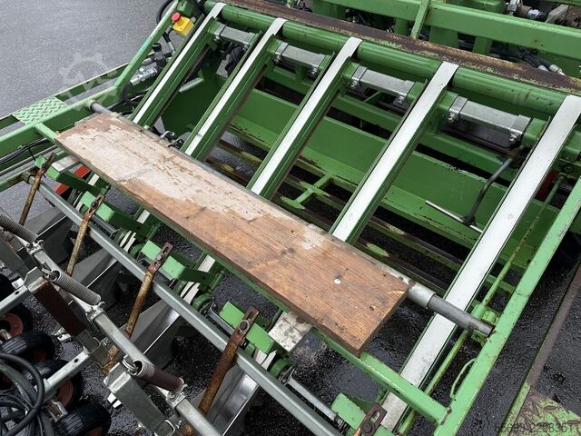 Basrijs P165/5 IH lettuce planting machine self propelled  5 rows BASRIJS P165-5-IH