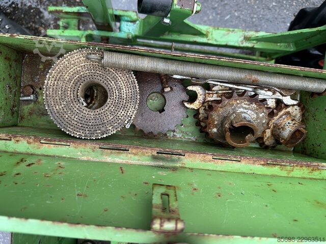 Basrijs P165/5 IH lettuce planting machine self propelled  5 rows BASRIJS P165-5-IH
