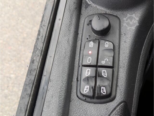 Refrigerated truck Mercedes-Benz Atego 1223 Kühlkoffer+LBW*Autom Tempo Klima SHZ