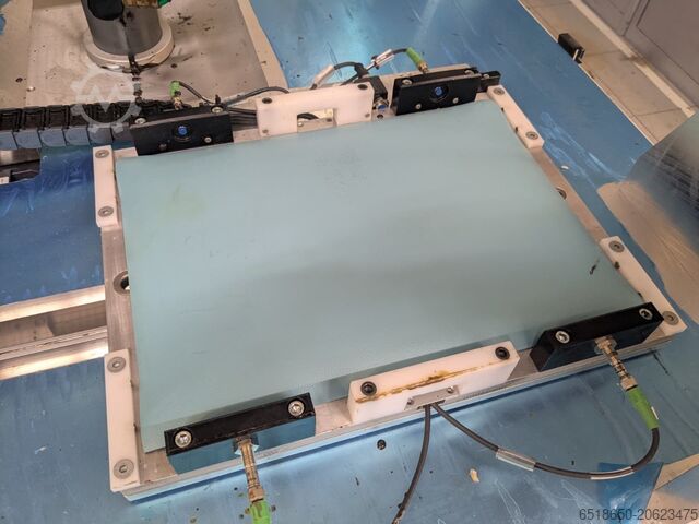 Positionsgenaues dosieren von Harzen bdtronic GmbH B3000