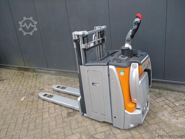 High lifting pallet truck STILL EXD-SF20