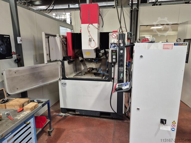 Die-sinking edm AGIE Spirit 3