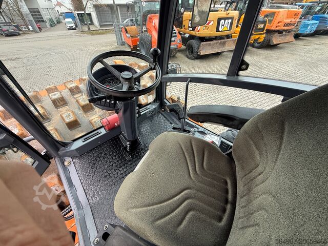 Walzenzug HAMM 3520 HT P Stampffuß Walzenzug Klima