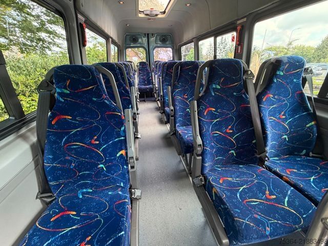Motor coach VOLKSWAGEN Crafter 2.5 Tdi 120 Reisebus 20 Sitze Dachklima