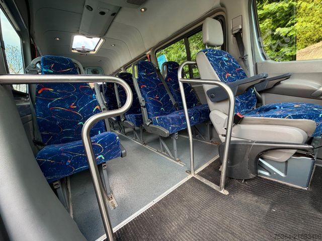 Motor coach VOLKSWAGEN Crafter 2.5 Tdi 120 Reisebus 20 Sitze Dachklima