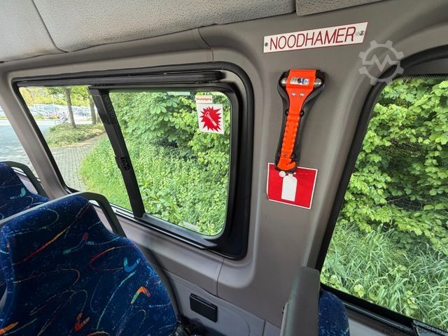 Motor coach VOLKSWAGEN Crafter 2.5 Tdi 120 Reisebus 20 Sitze Dachklima