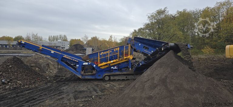Grobstücksiebanlage auf Kettenfahrwerk Fintec 640