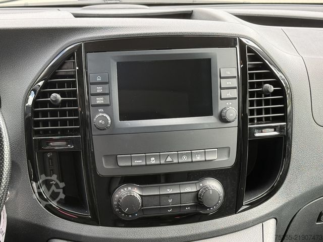 Panel van MERCEDES-BENZ Vito 119 Mixto 4x4 Klima Kamera Navi 4 SitzerPDC