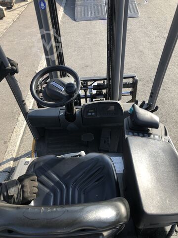 Electric - 3 wheels Jungheinrich EFG215 Li-ion /3.3m/ 10394h