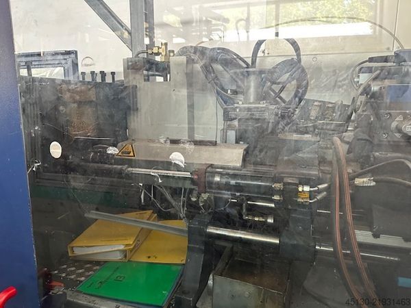 Injection molding machine Ferromatik Milacron K110D-S/2F