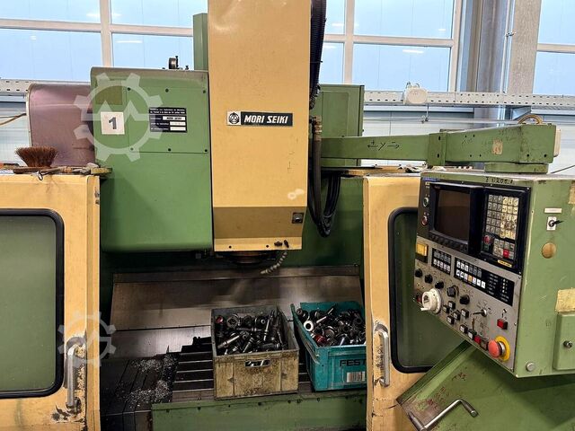 Vertical machining center Mori Seiki MV-40