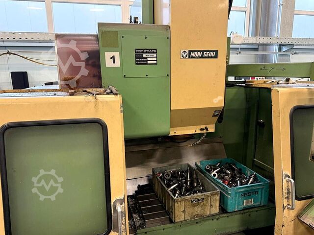 Vertical machining center Mori Seiki MV-40