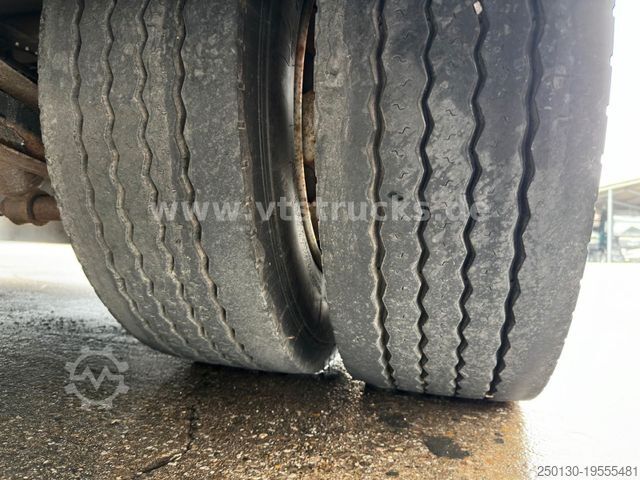 Horse transport trailer MENKE-JANZEN 1.Stock Viehanhänger