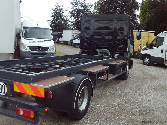 Cab chassis Renault Midlum 200