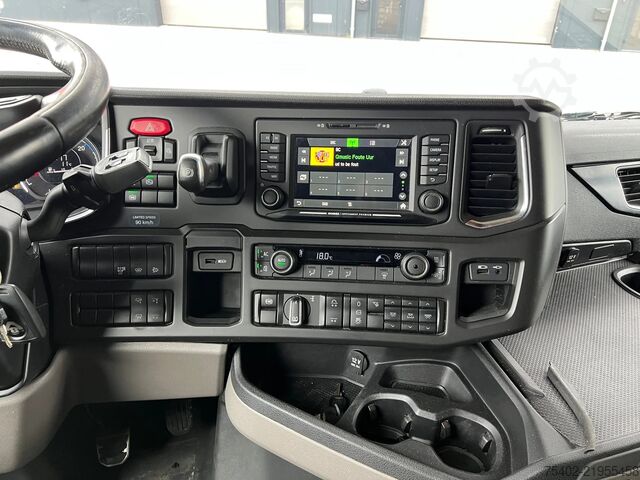 Standard tractor Scania 520S V8 NGS / Retarder / 2x Tank / Full Air