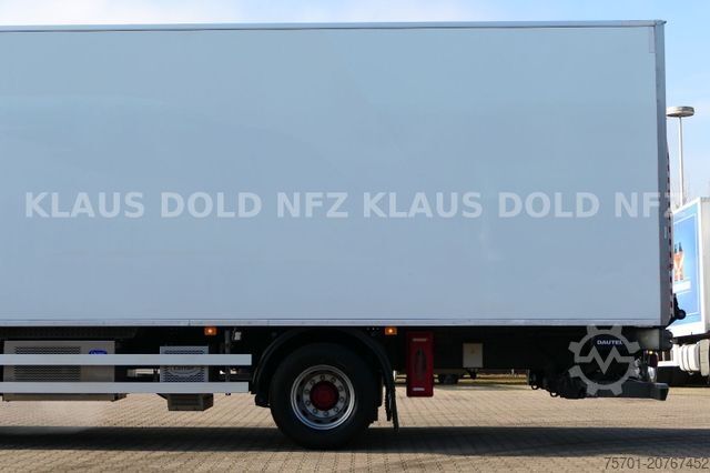 Refrigerated truck RENAULT T 430 Kühlkoffer Carrier Vollluft LBW Euro 6