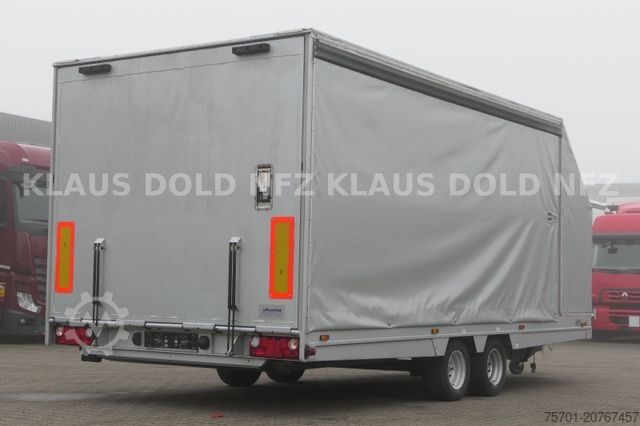 Autotransporter Anhänger  Moetefindt  Autotransporter mit Planenaufbau
