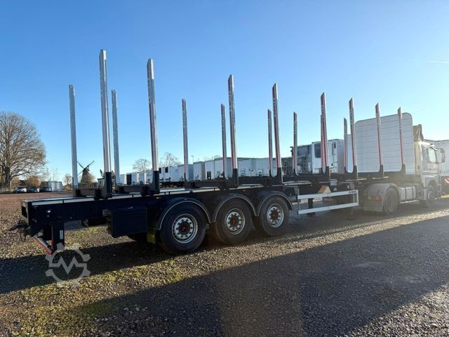 Holztransport Auflieger PAVIC Holzauflieger mit Schemel und Rungen
