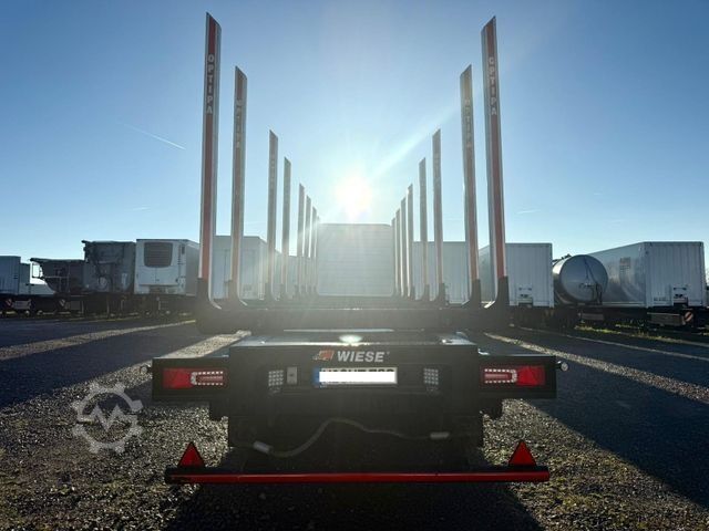 Holztransport Auflieger PAVIC Holzauflieger mit Schemel und Rungen