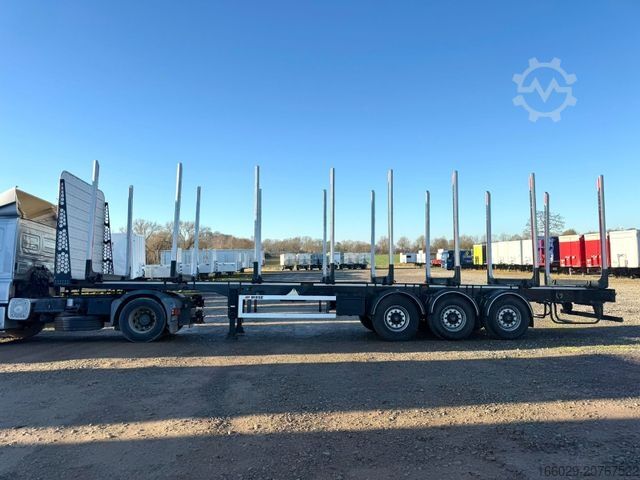 Holztransport Auflieger PAVIC Holzauflieger mit Schemel und Rungen