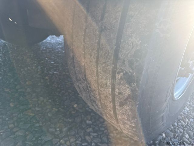 Holztransport Auflieger PAVIC Holzauflieger mit Schemel und Rungen