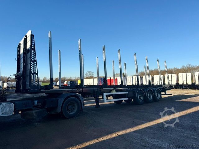 Holztransport Auflieger PAVIC Holzauflieger mit Schemel und Rungen