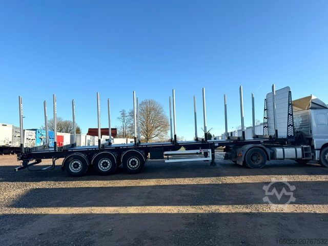 Holztransport Auflieger PAVIC Holzauflieger mit Schemel und Rungen