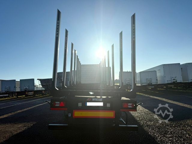 Holztransport Auflieger PAVIC Holzauflieger mit Schemel und Rungen