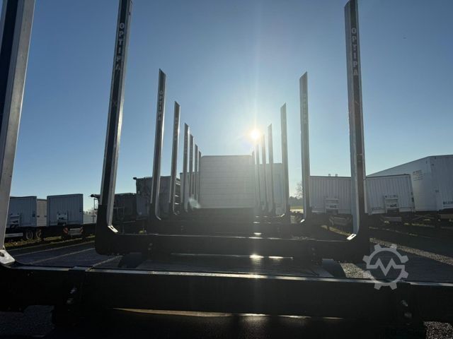 Holztransport Auflieger PAVIC Holzauflieger mit Schemel und Rungen