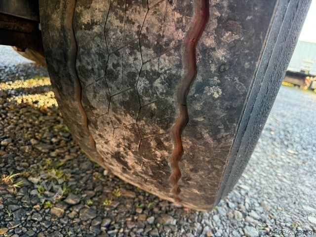 Holztransport Auflieger BENALU Timberliner Holzauflieger mit Schemel und Rungen